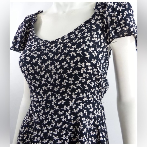 BOG Collection Floral Mini Dress size M - Picture 3 of 10